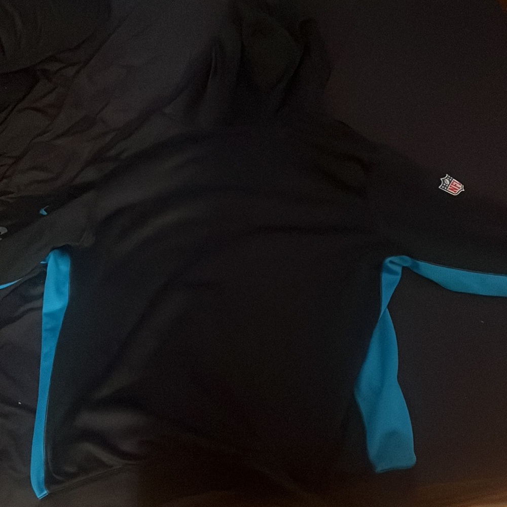 Carolina Panthers jacket - Picture 3 of 4